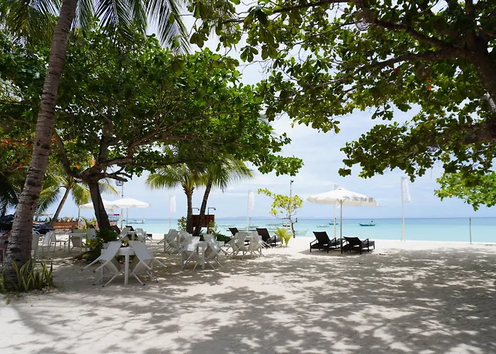 Costa Liz Island Hotel
