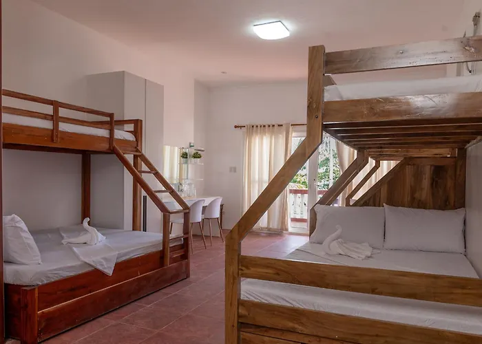 Hotel Costa Liz Island Pooc